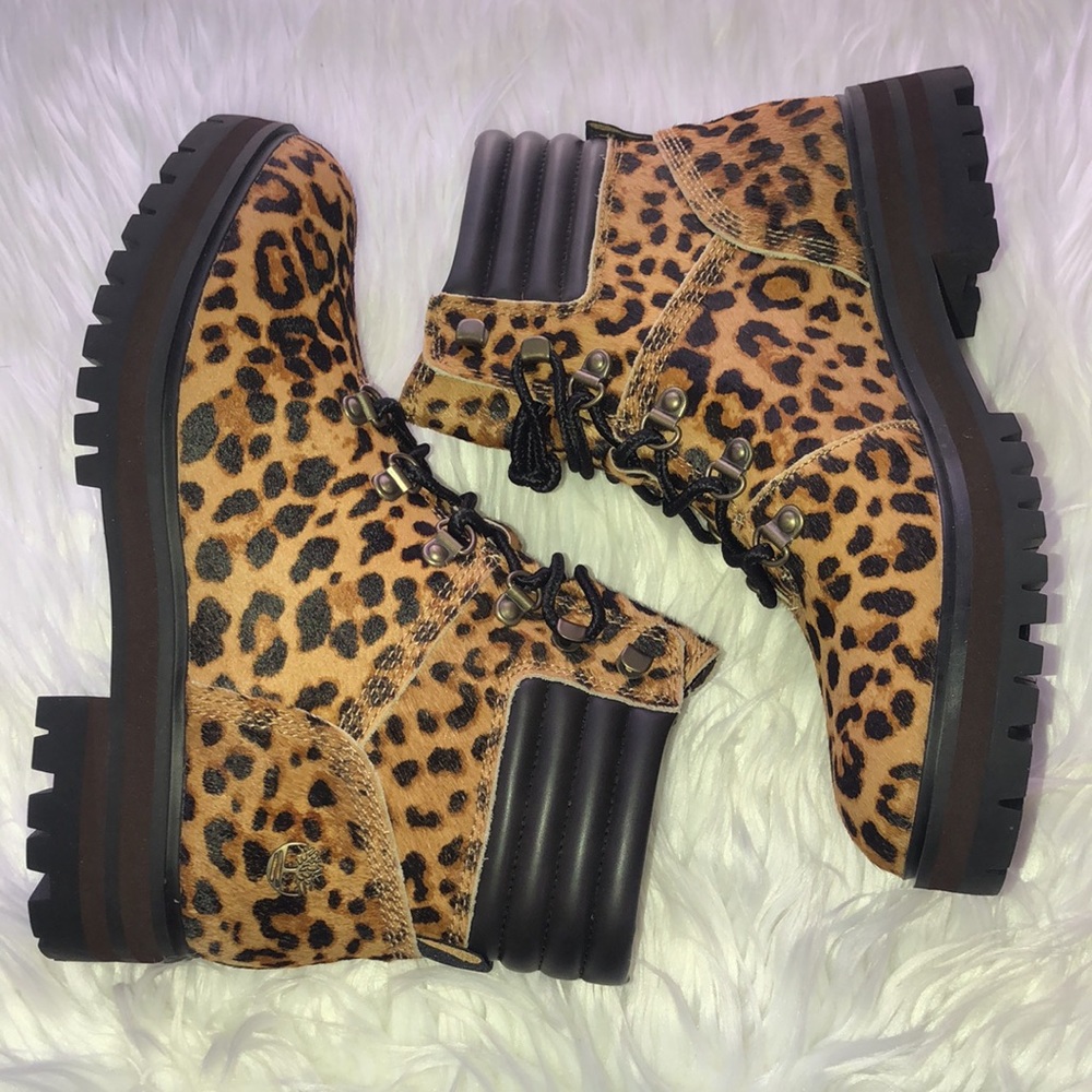 TIMBERLAND London square cheetah print boots NWT